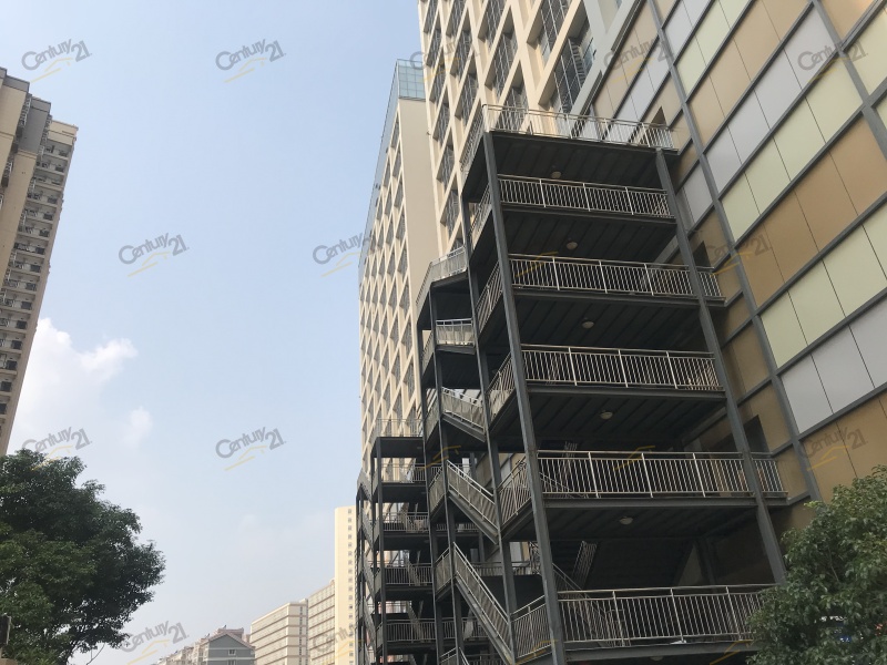 建筑年代暂无数据 房屋类型住宅 开发商南通赛格商业运营管理有限公司