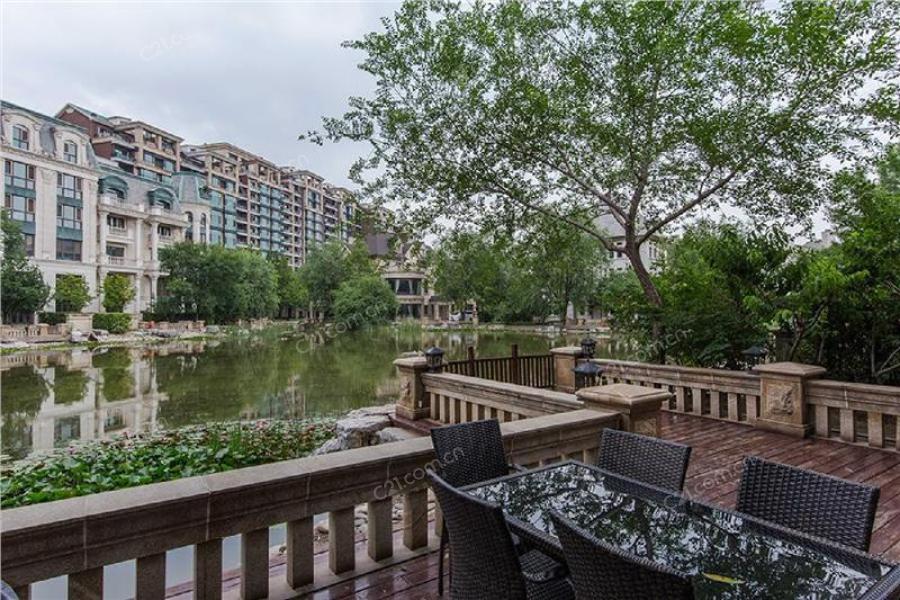 山水文园四期 5室 3厅 532.94平米