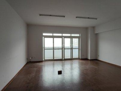 雪景公寓 5室 2厅 219平米