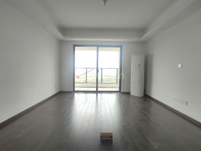 瓯江国际新城二期瓯澜苑 3室 2厅 140平米