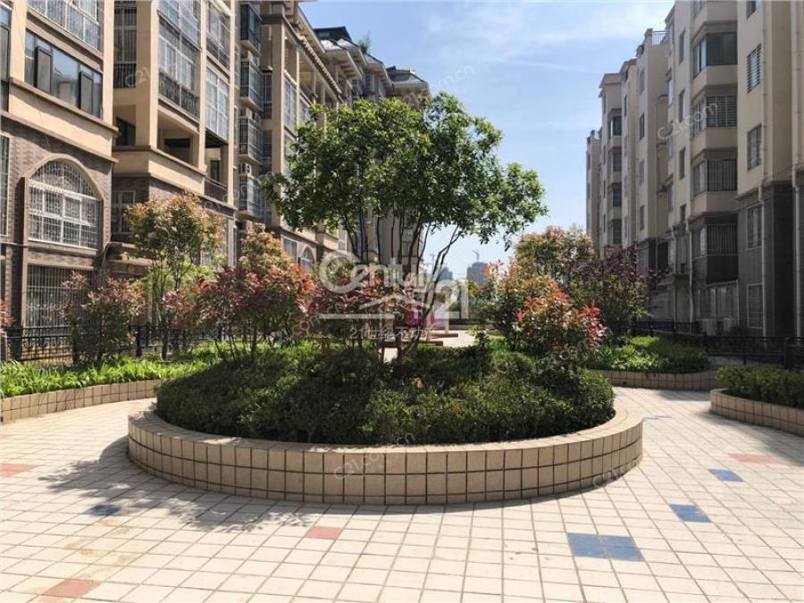 四季花城(方城县) 3室 2厅 124平米