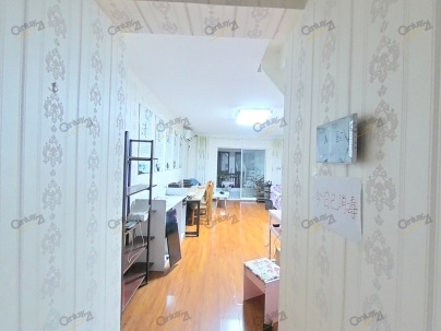 中环城国际公寓 2室 2厅 72.3平米