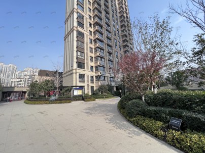 中海城 5室 2厅 340平米