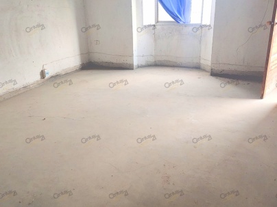 新华社区(汉阳) 4室 90平米