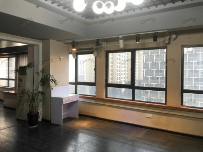 积玉桥万达SOHO 2室 100平米