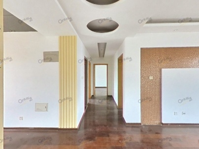 白桦林居小区 3室 2厅 135平米