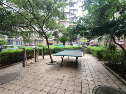 长柏路251号 3室 2厅 129.3平米