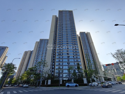 中海天府里天际一期 3室 2厅 121.43平米