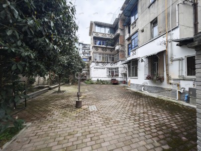 106地质队小区西区 3室 1厅 97.56平米