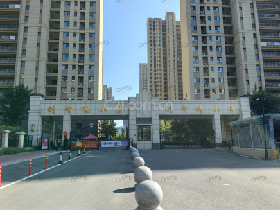 刘智远小区 3室 2厅 141平米