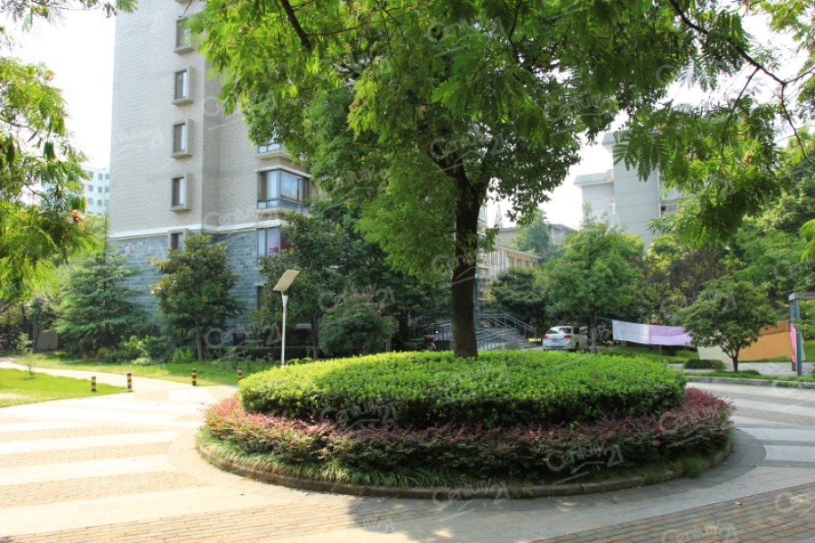 花园城陶然居 建筑年代2008年建 房屋类型住宅 开发商南京万恒房地产