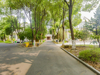 武家嘴新村 4室 2厅 150平米