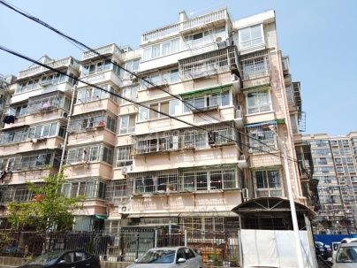 泰山公寓小刘村1号 3室 2厅 102.42平米