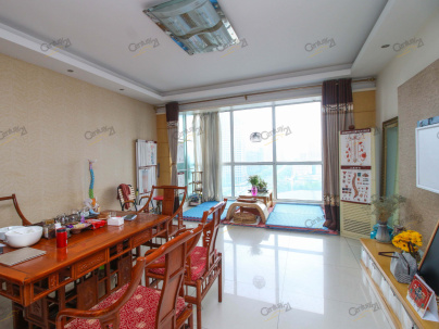 新富锦光公寓1 3室 2厅 165平米