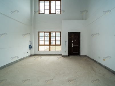 禹洲卢卡小镇 5室 2厅 181.42平米