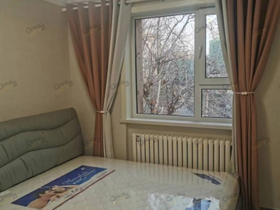 新疆维吾尔自治区第二测绘院家属院 2室 1厅 85平米