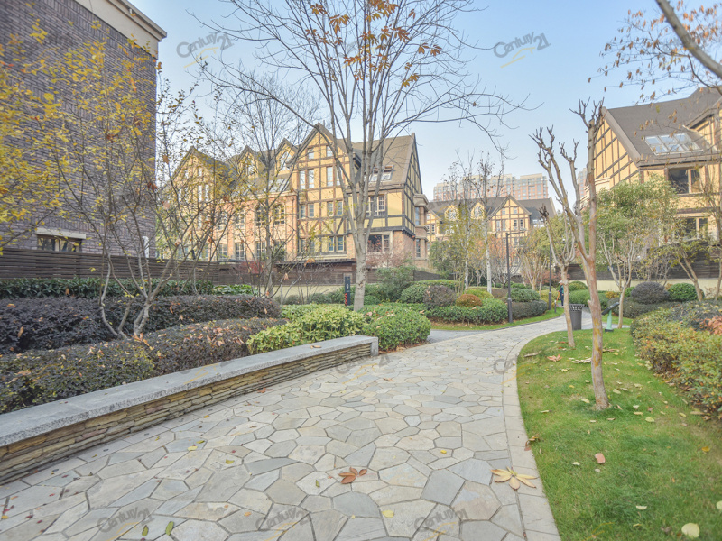 普罗旺世七期温泉别墅