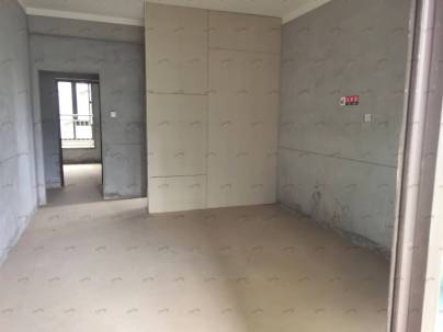 九龙湖新区上海建工恒锦家苑 4室 2厅 221平米